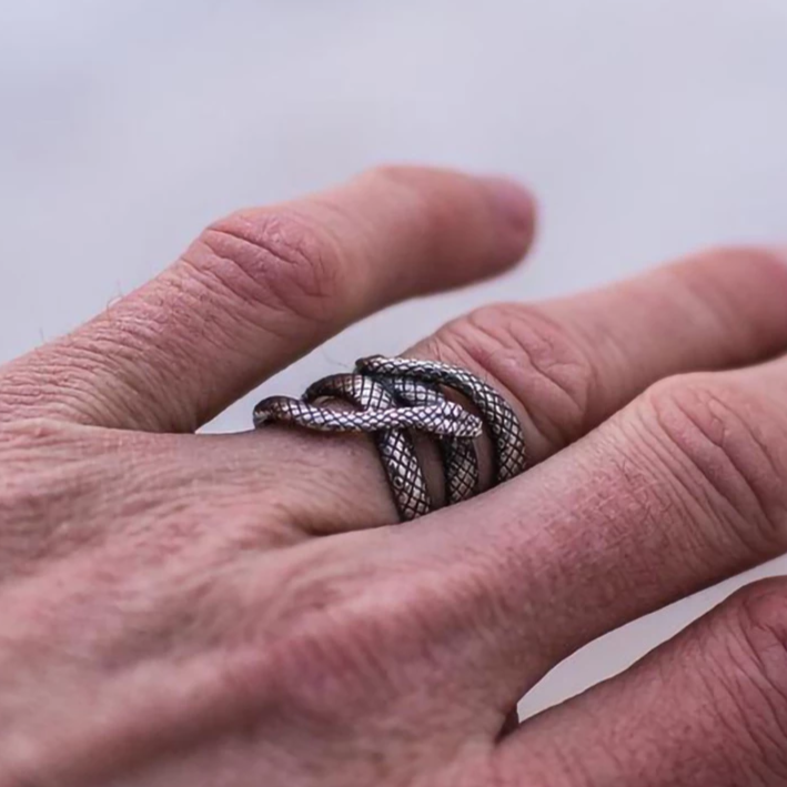 The serpent Ring