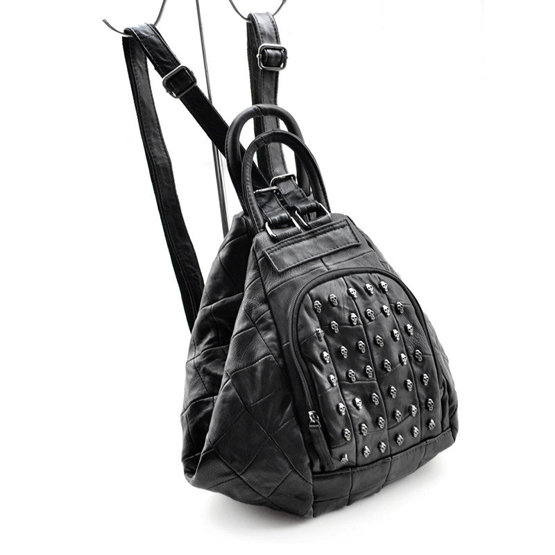 Leather Skull backpack - aleph-zero