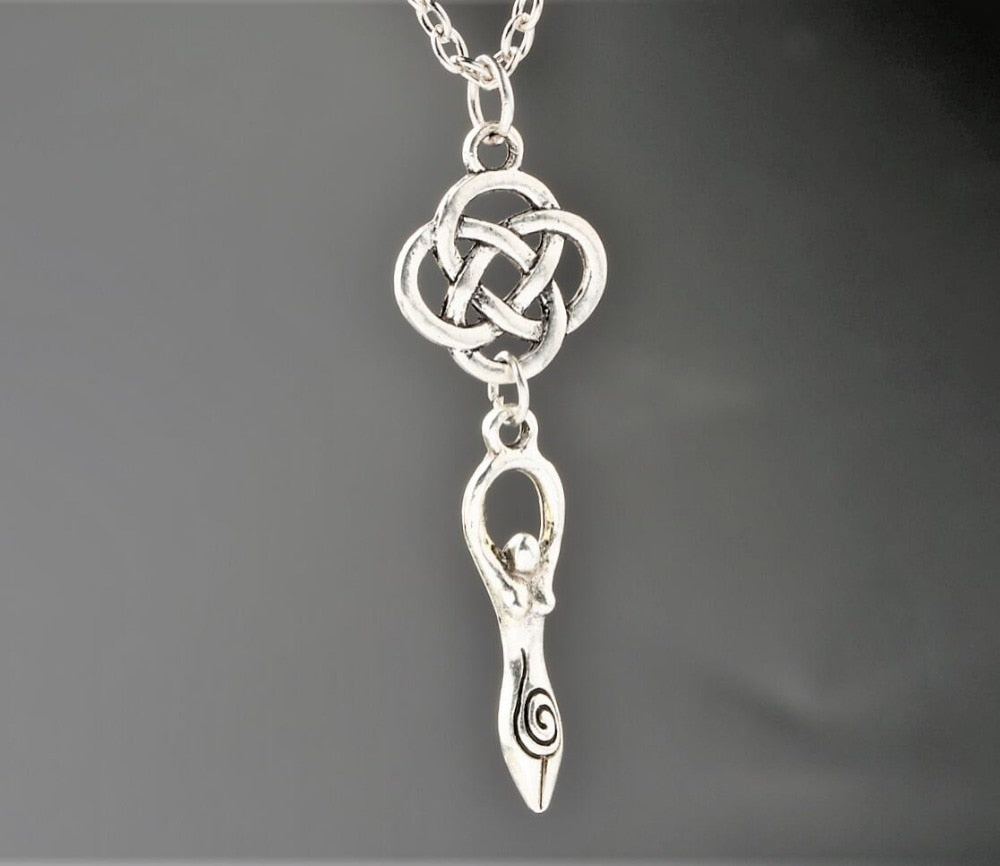 Knot & Fertility Goddess Pendants Necklace